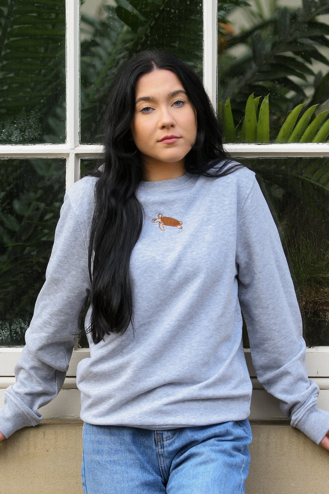 Women's Sea Turtle Sweatshirt - Grey
