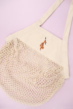 Load image into Gallery viewer, Orangutan Mesh Bag - Natural
