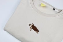 Load image into Gallery viewer, Women&#39;s Sea Turtle Sweatshirt - Off White
