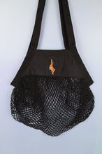 Load image into Gallery viewer, Orangutan Mesh Bag - Black
